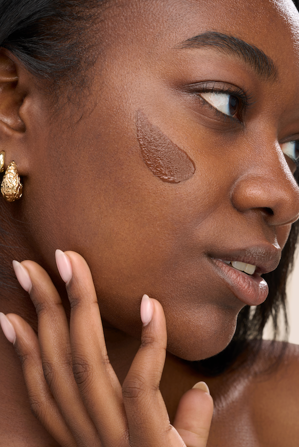 Youngblood BeyondBlur™ Skin Perfecting Foundation 30ml