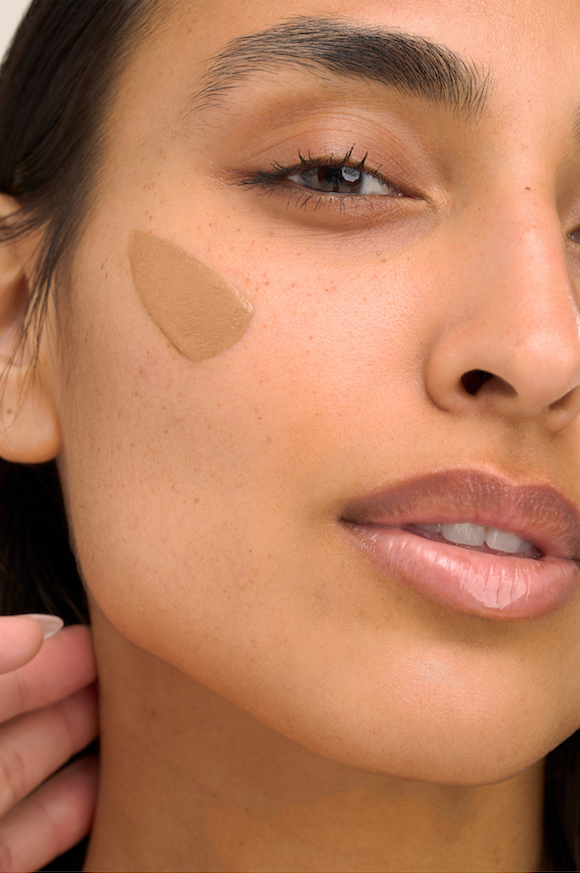 Youngblood BeyondBlur™ Skin Perfecting Foundation 30ml